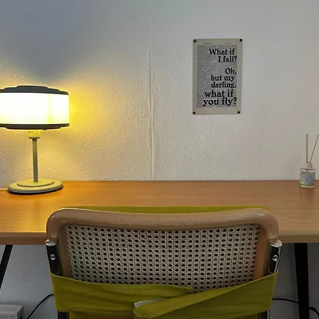 アパート Maisonettewohnung Im Loft Stil Mit Wunderschoener Terrasse カールスルーエ