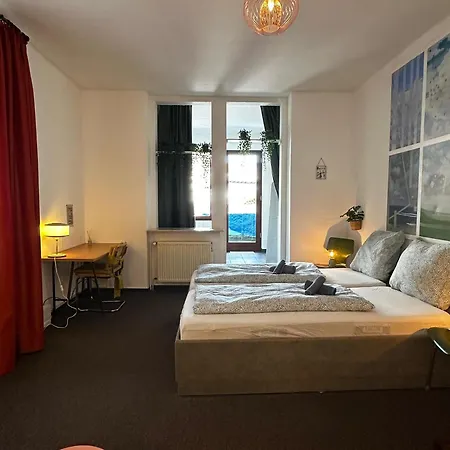 Maisonettewohnung Im Loft Stil Mit Wunderschoener Terrasse شقة *