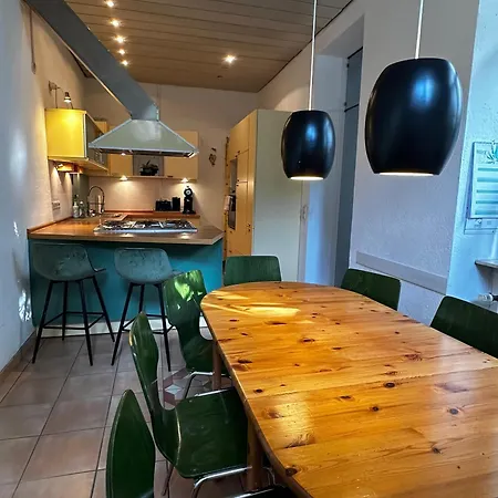 アパート Maisonettewohnung Im Loft Stil Mit Wunderschoener Terrasse カールスルーエ